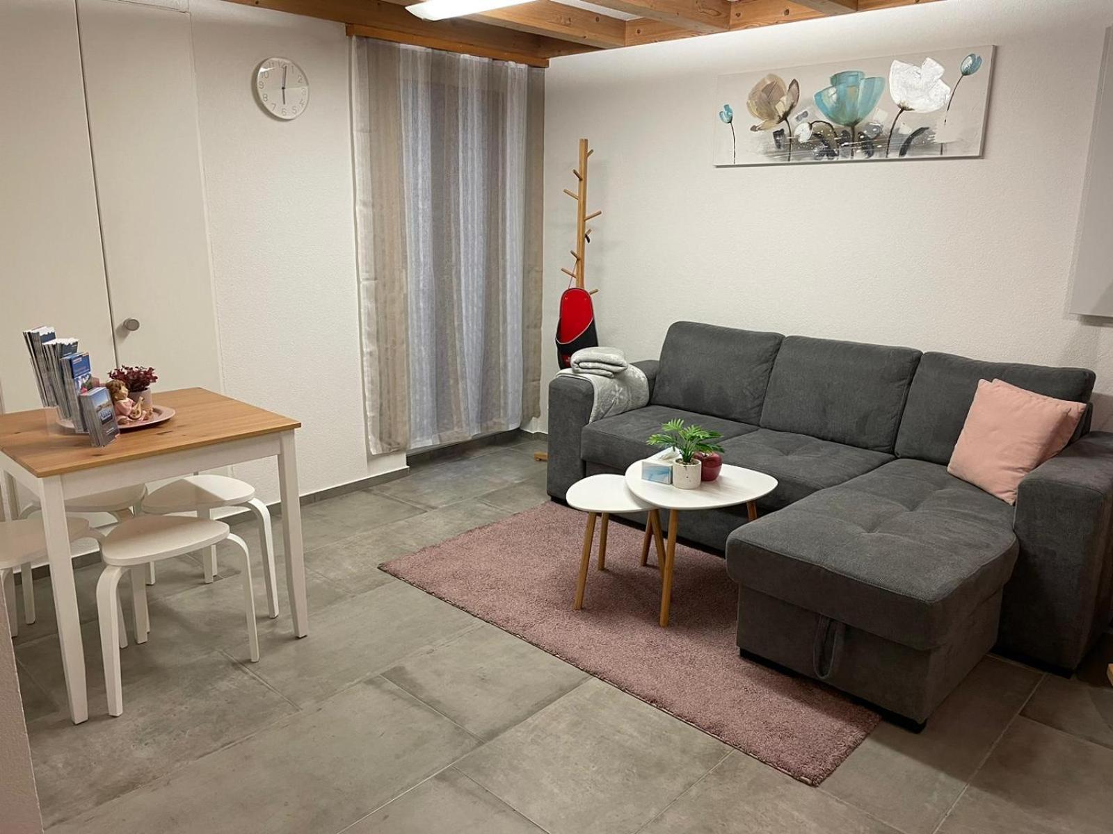 Wohnung Am Postweg Netstal Exterior foto